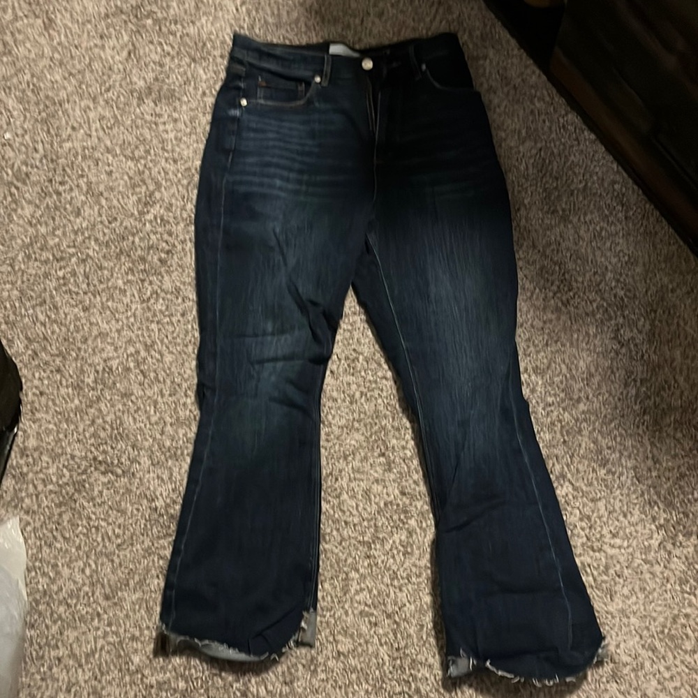 Women’s cute fashion, trendy jeans for sale, cheap and affordable size 28
